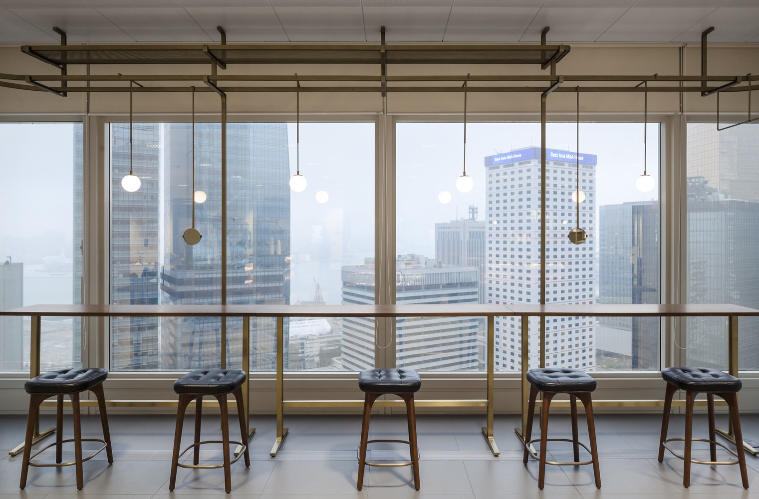 Curio_Stair_of_Encounters_-_Bloomberg_HK_Office_photographed_by_Pedro_Pegenaute_(23)