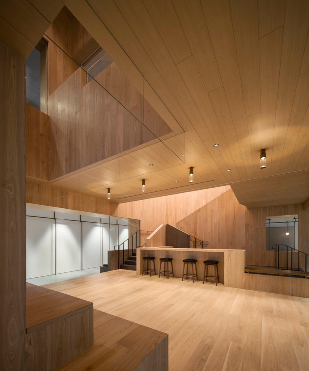 Curio_Stair_of_Encounters_-_Bloomberg_HK_Office_photographed_by_Pedro_Pegenaute_(3)