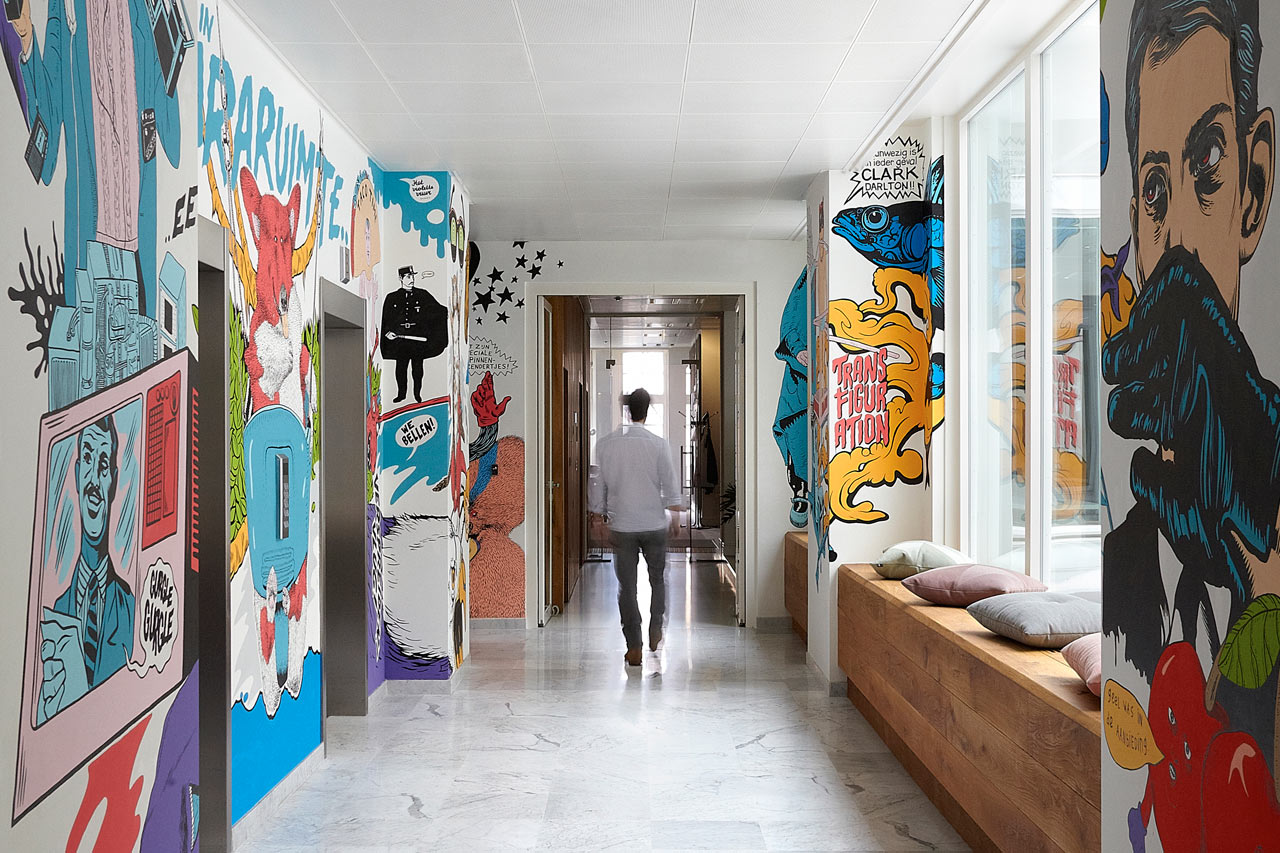 JWT-Amsterdam-Office-8-Hallway