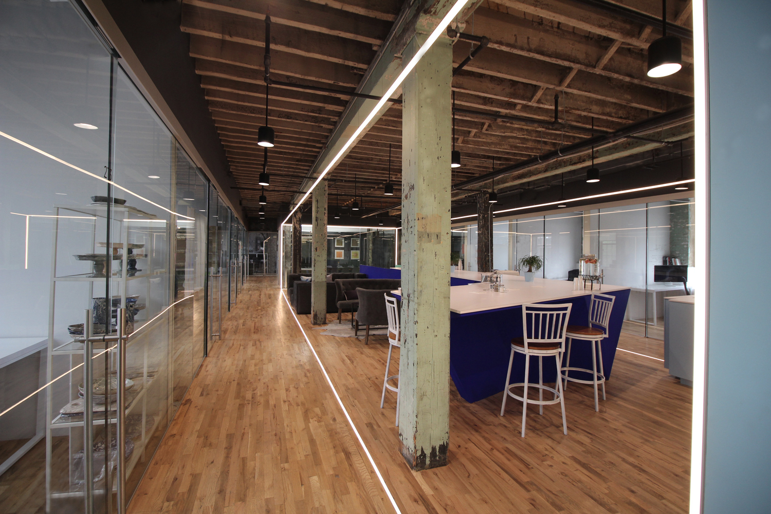 LEESER_COWORKRS_2nd_FLOOR_HANGOUT_credit_LEESER_ARCHITECTURE