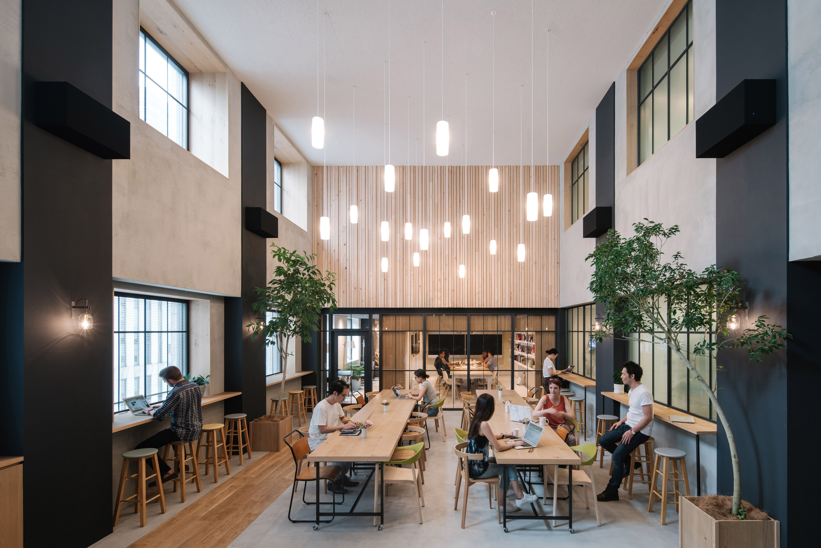 airbnb-tokyo-office-_dezeen_3408_0