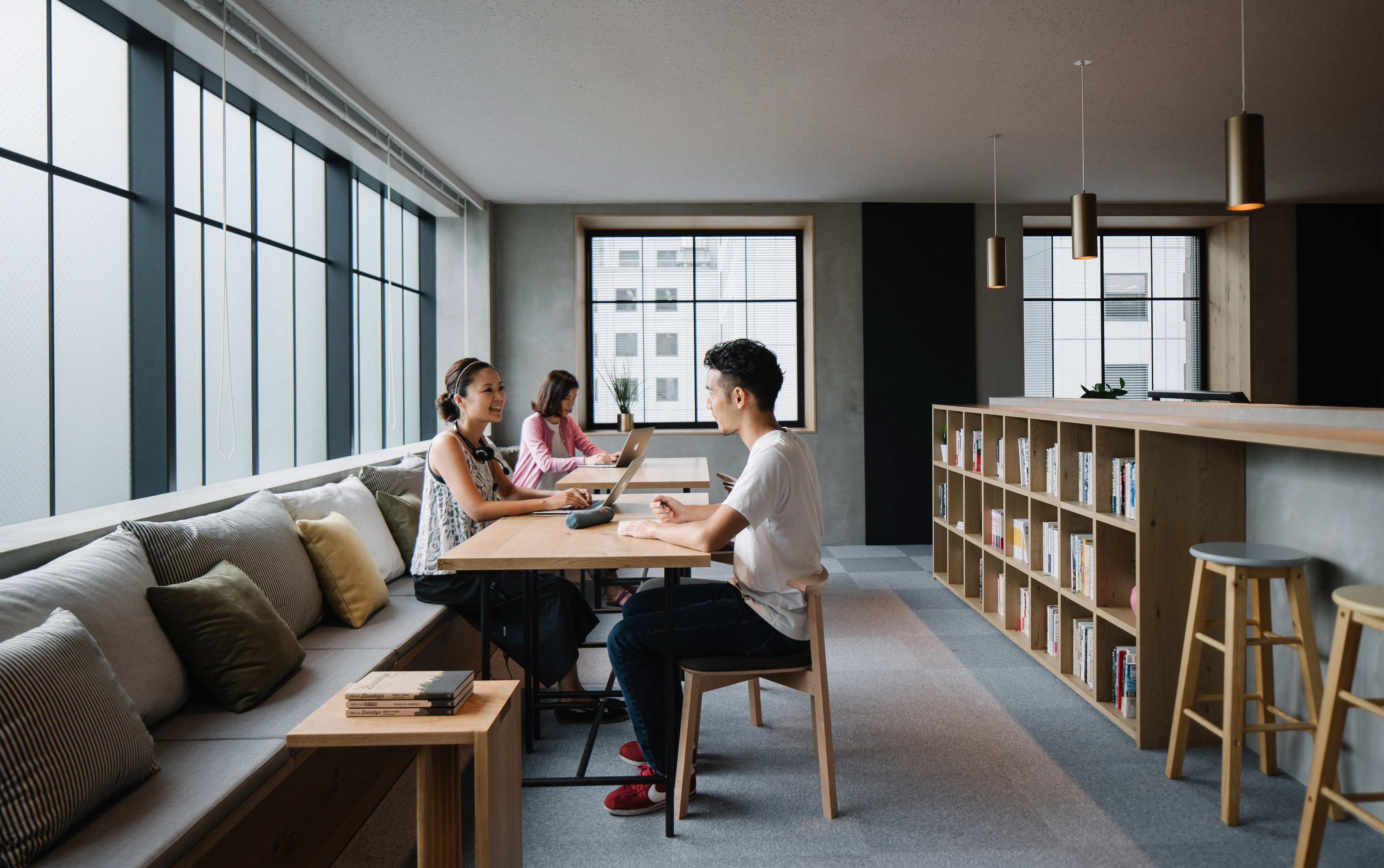 airbnb-tokyo-office-_dezeen_3408_1