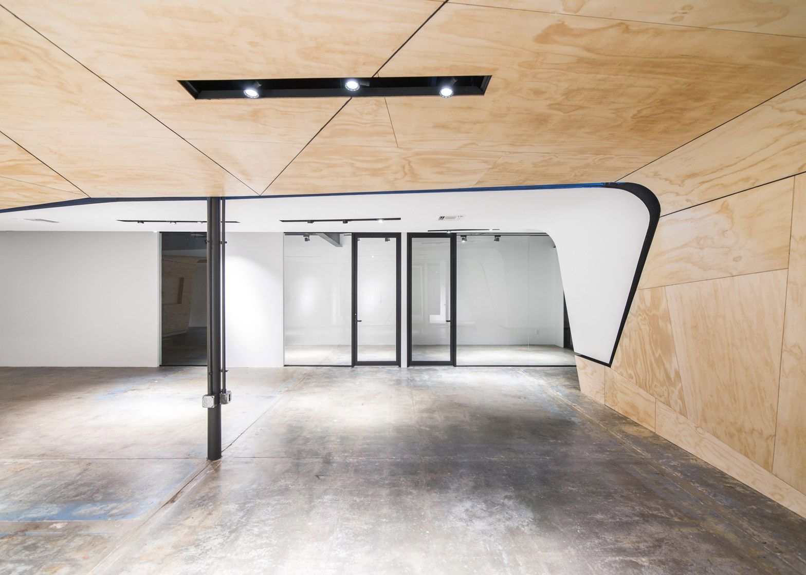 vil-creative-office-domaen-pasadena-interiors_dezeen_1568_0