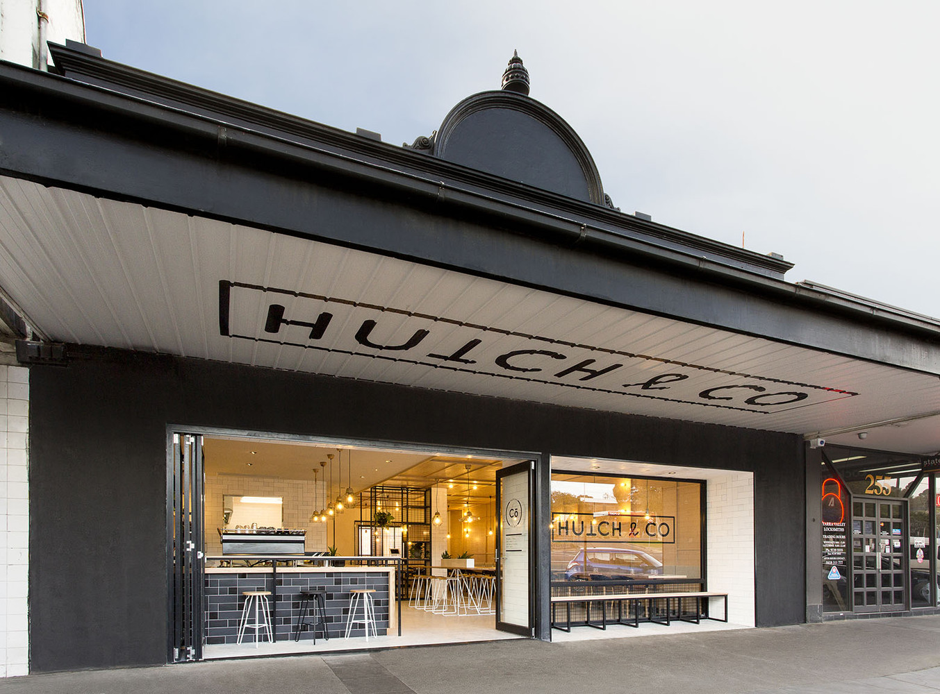 Hutch & Co Lilydale. Biasol Design/Photo © Ari Hatzis