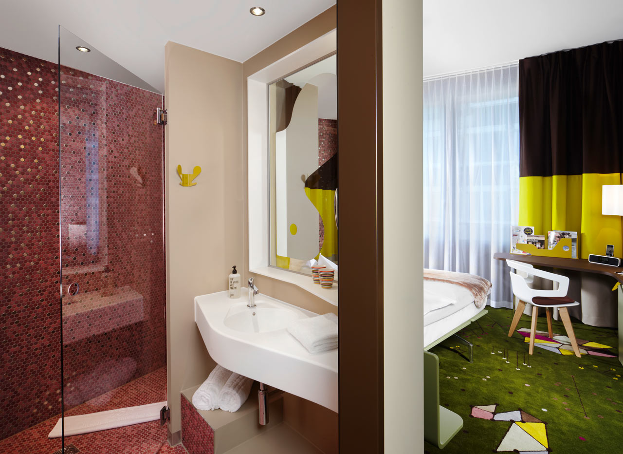 25-Hours-Hotel-Zurich-10-room-bathroom