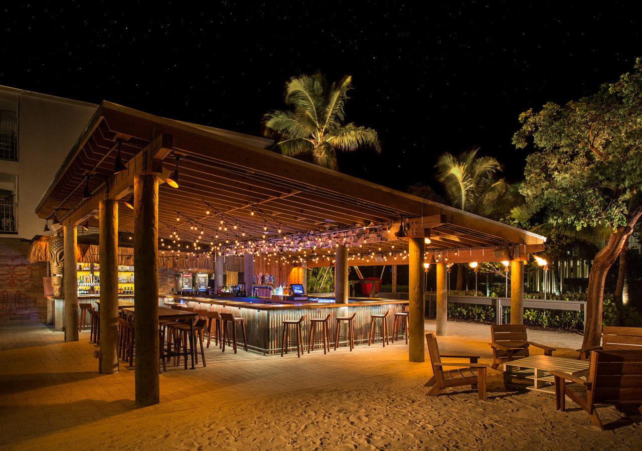 Big-Time-Design-Postcard-Inn-Tiki-Bar_007