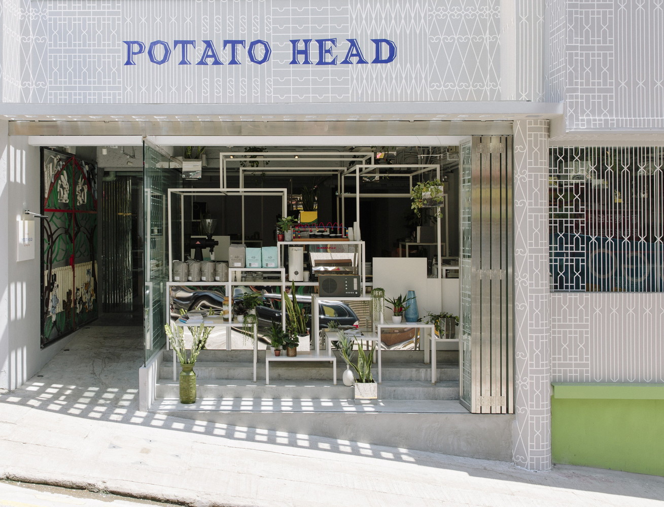 Potato_Head_Hong_Kong_Store_Front_and_ILYS_Coffee_1