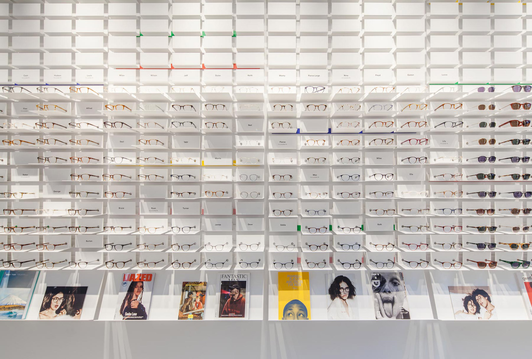 ace-and-tate-antwerp-standard-studio-interiors-belgium-_dezeen_1704_col_2