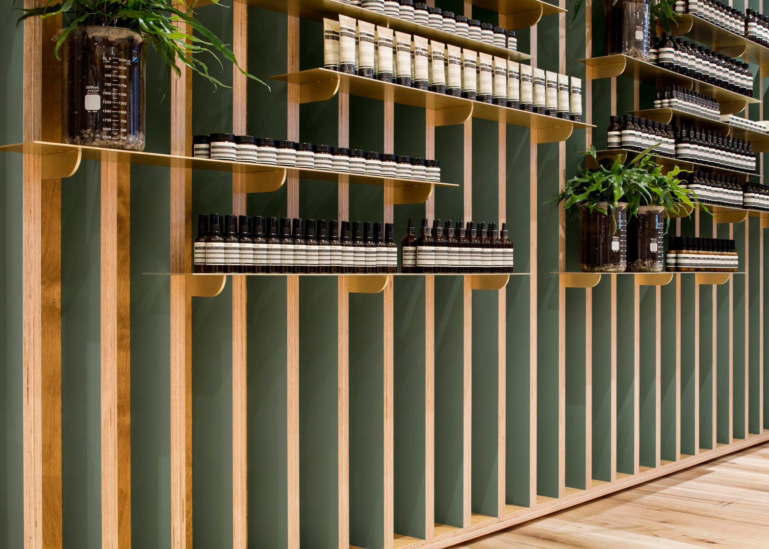 aesop-mile-end-naturehumaine_dezeen_1568_6