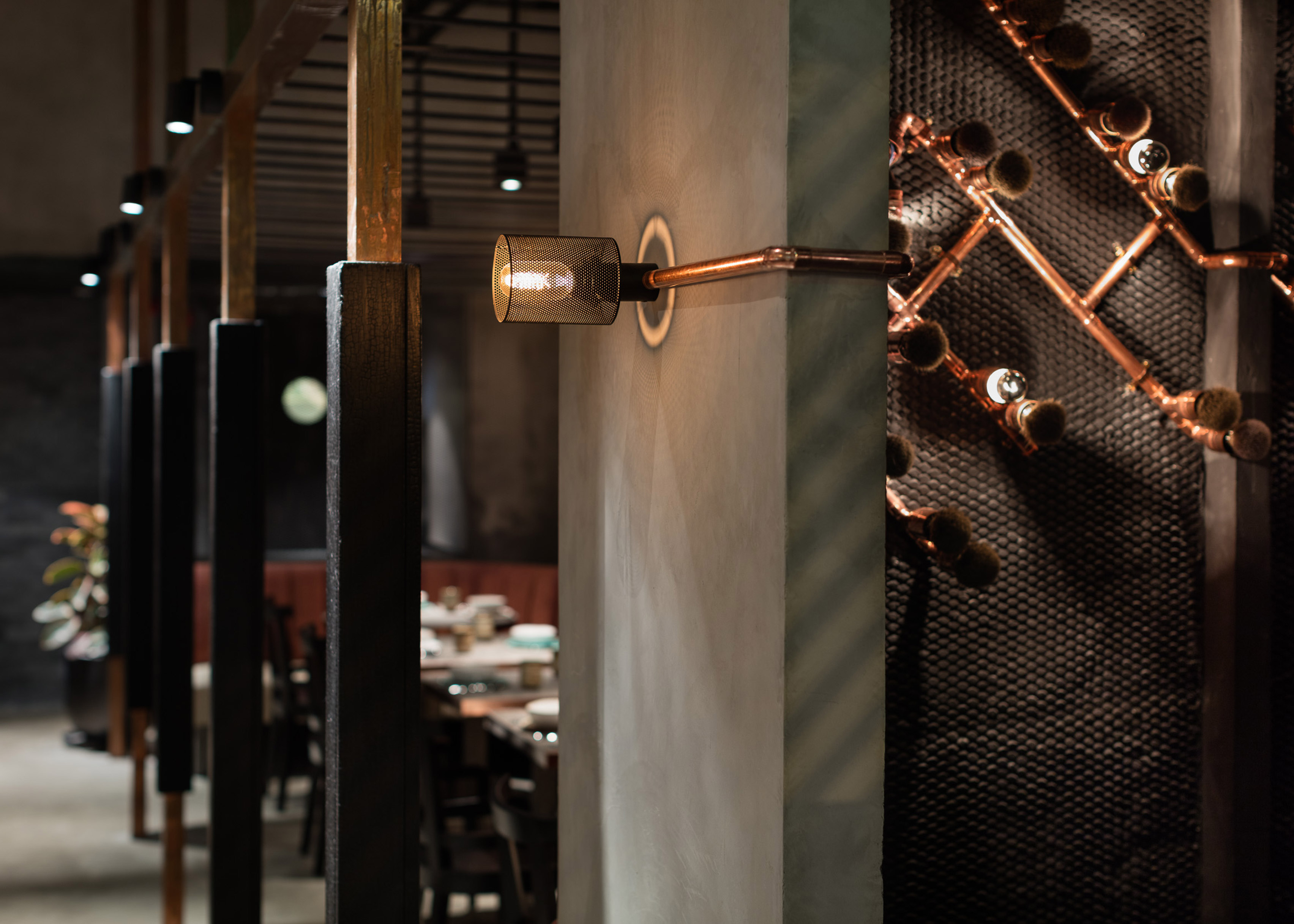 dennis-lo-rhoda-restaurant-joyce-wang-studio-hong-kong-interior-design_dezeen_3408_slideshow_1