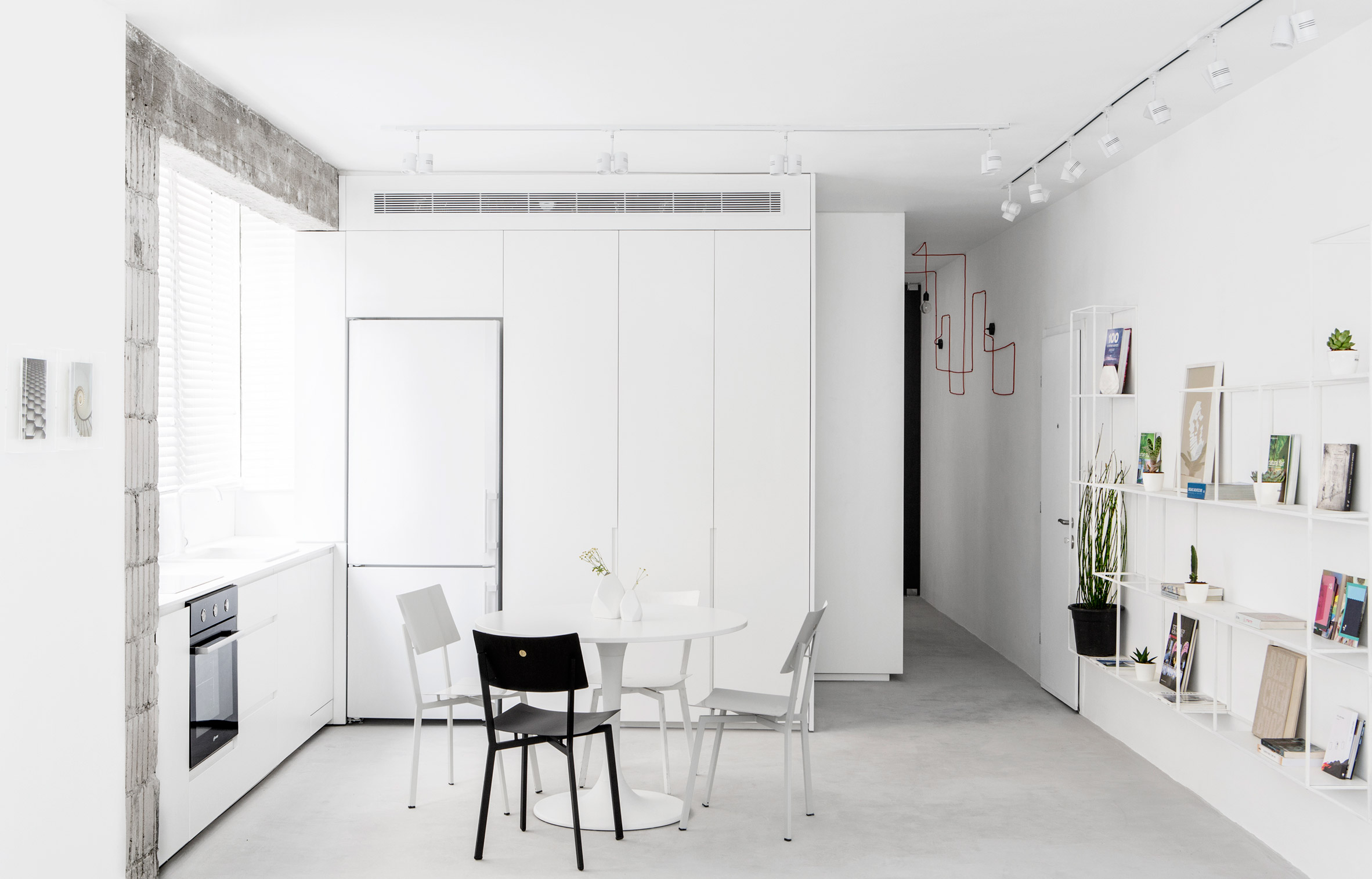 minimalist-tel-aviv-apartment-yael-perry-israel_dezeen_2364_col_3