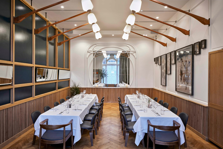 modern-pantry-avroko-restaurant-bar-interior-furniture-lighting-london-uk_dezeen_936_2