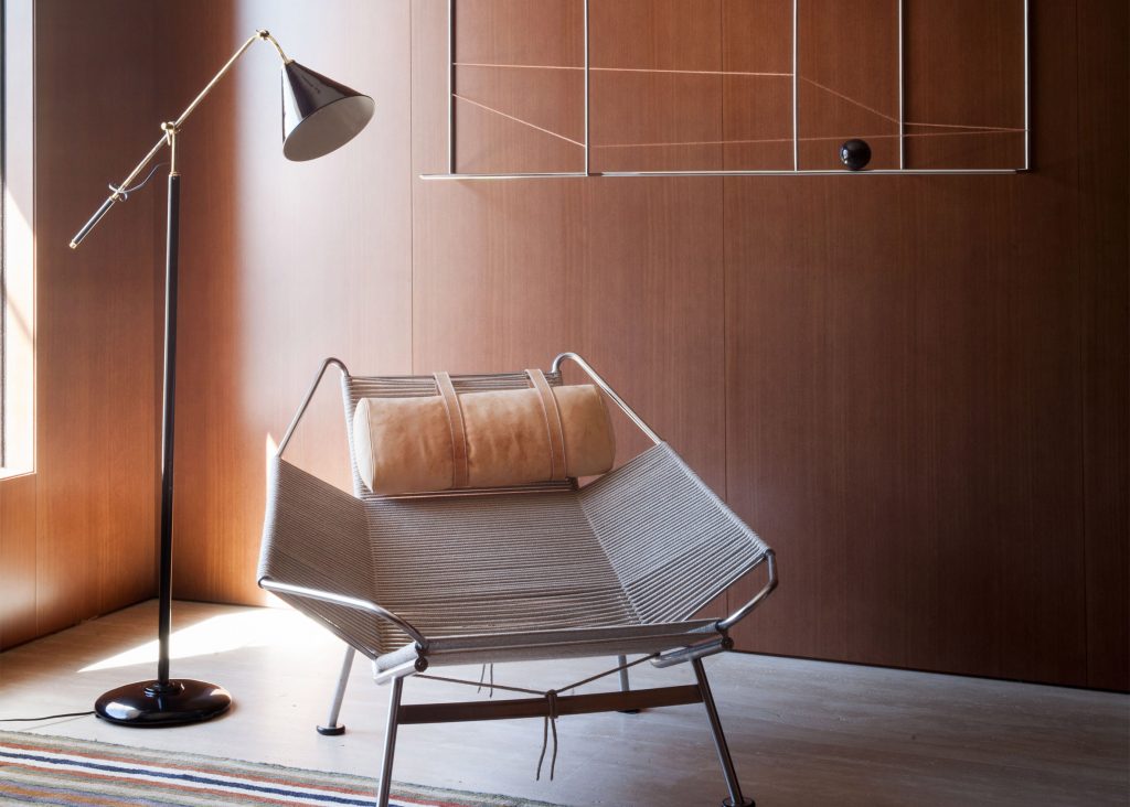 sao-paulo-penthouse-studio-mk27_dezeen_2364_ss_13-1024x732