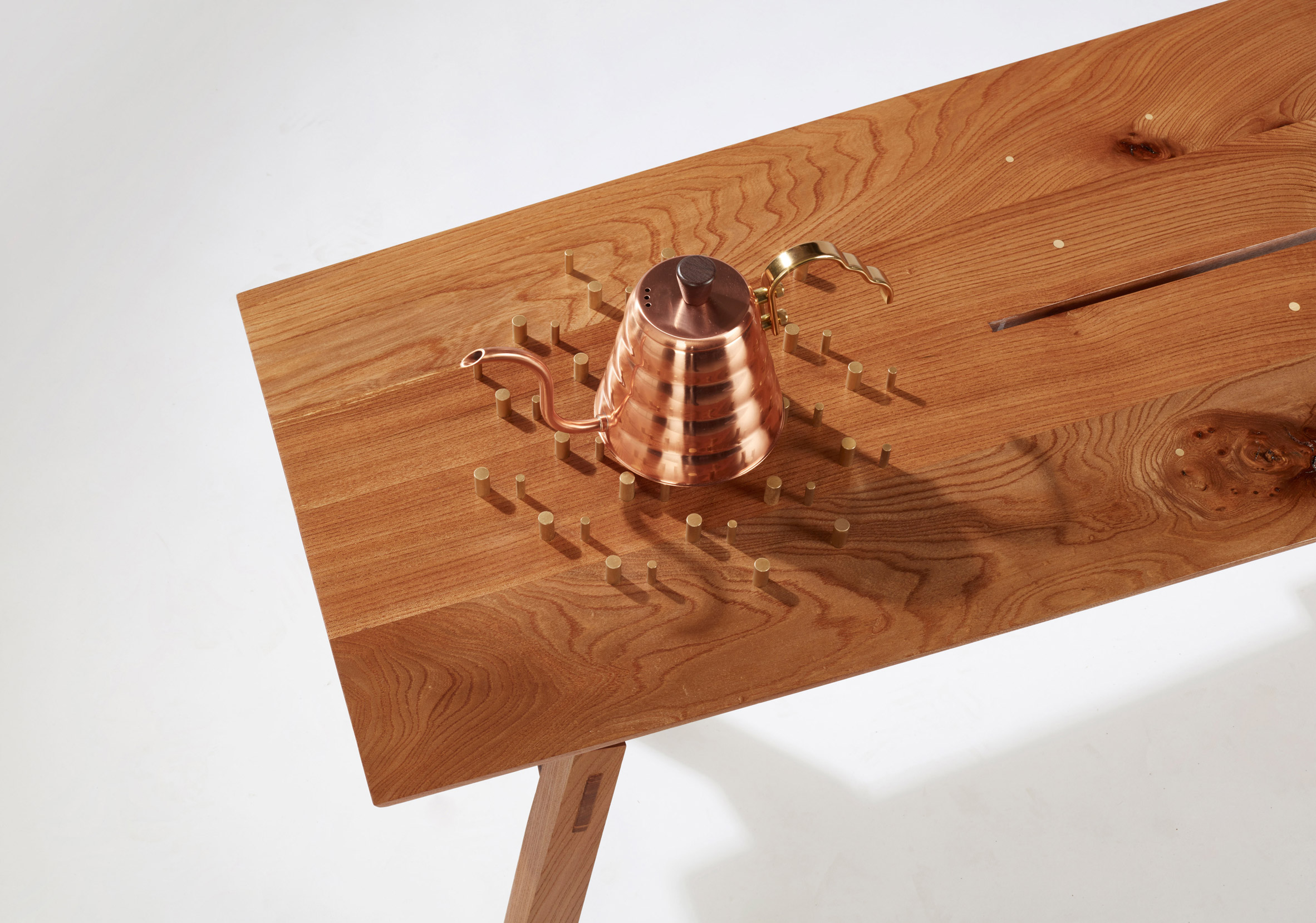 the-coffee-ceremony-hugh-miller-furniture-design-chair-table_dezeen_2364_col_13