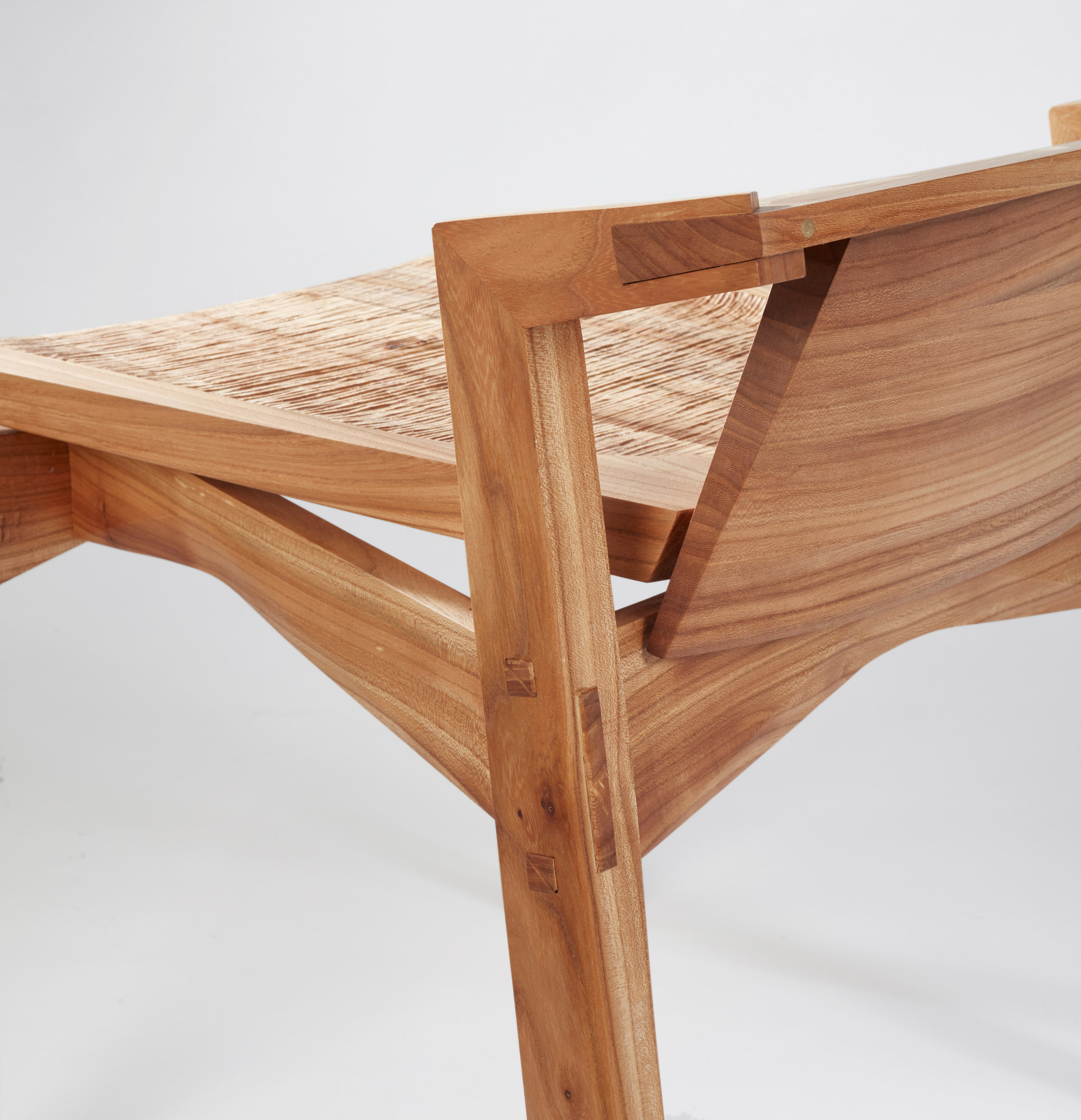 the-coffee-ceremony-hugh-miller-furniture-design-chair-table_dezeen_2364_col_8