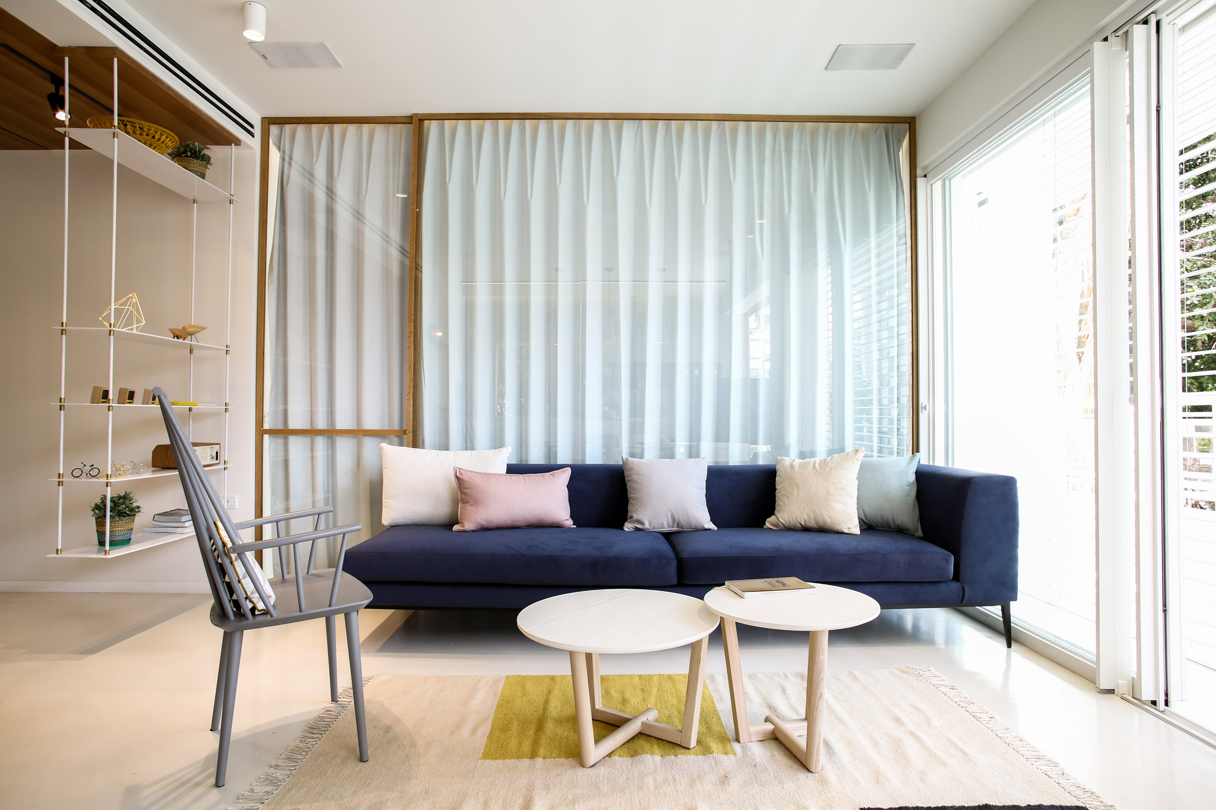 weisel-apartment-tel-aviv-israel-dori-design-studio-renovation_dezeen_2364_col_12