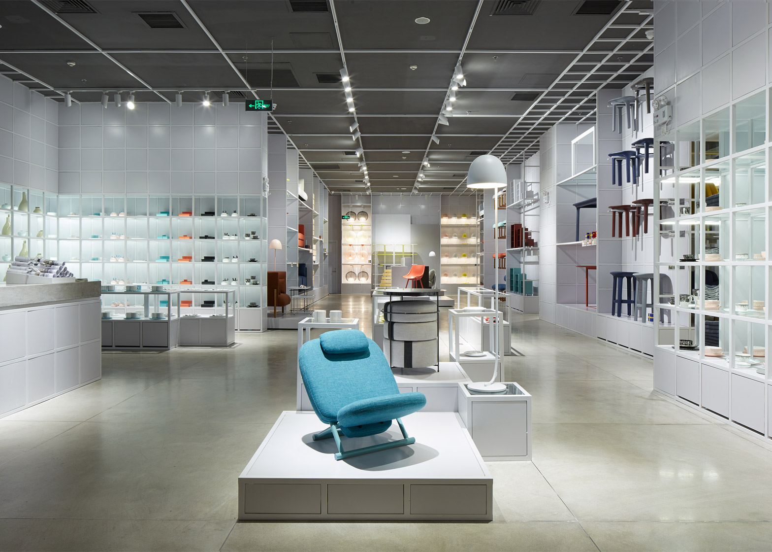 zaozuo-showroom-luca-nichetto-indigo-shopping-centre-beijing-china-brand_dezeen_1568_1