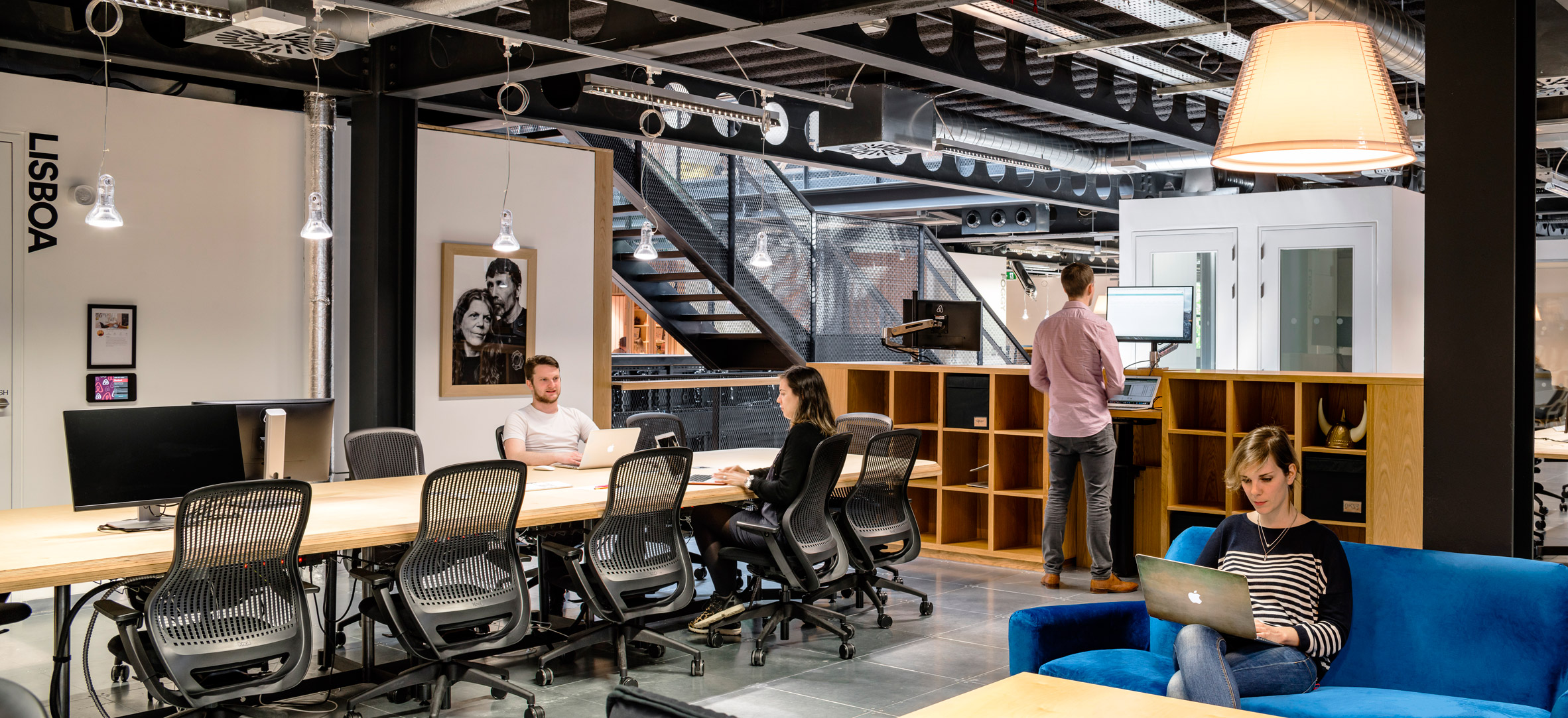 airbnb-dublin-office-interiors-ireland-offices_dezeen_2364_col_3