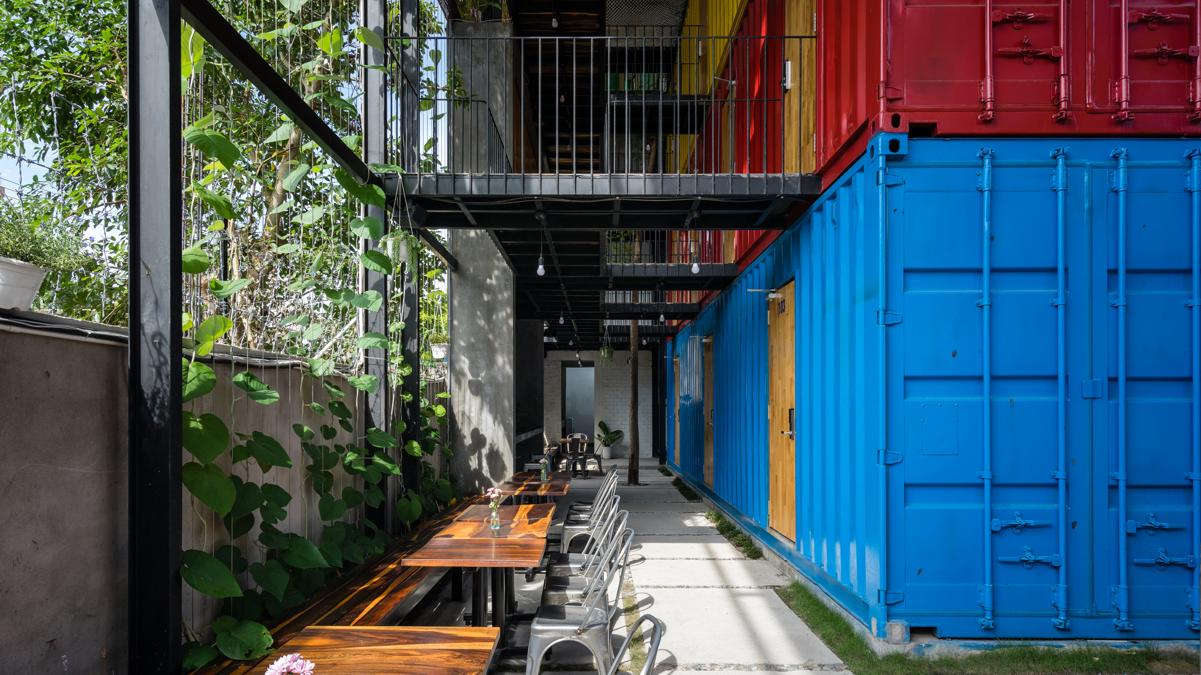 ccasa-hostel-tak-architects-architecture-hotels-vietnam_dezeen_hero