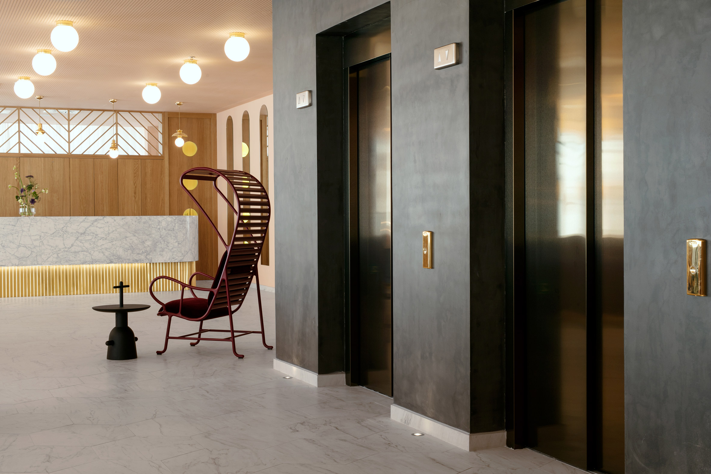 jaime-hayon-barcelo-torre-de-madrid-hotel-spain-interiors_dezeen_2364_col_8