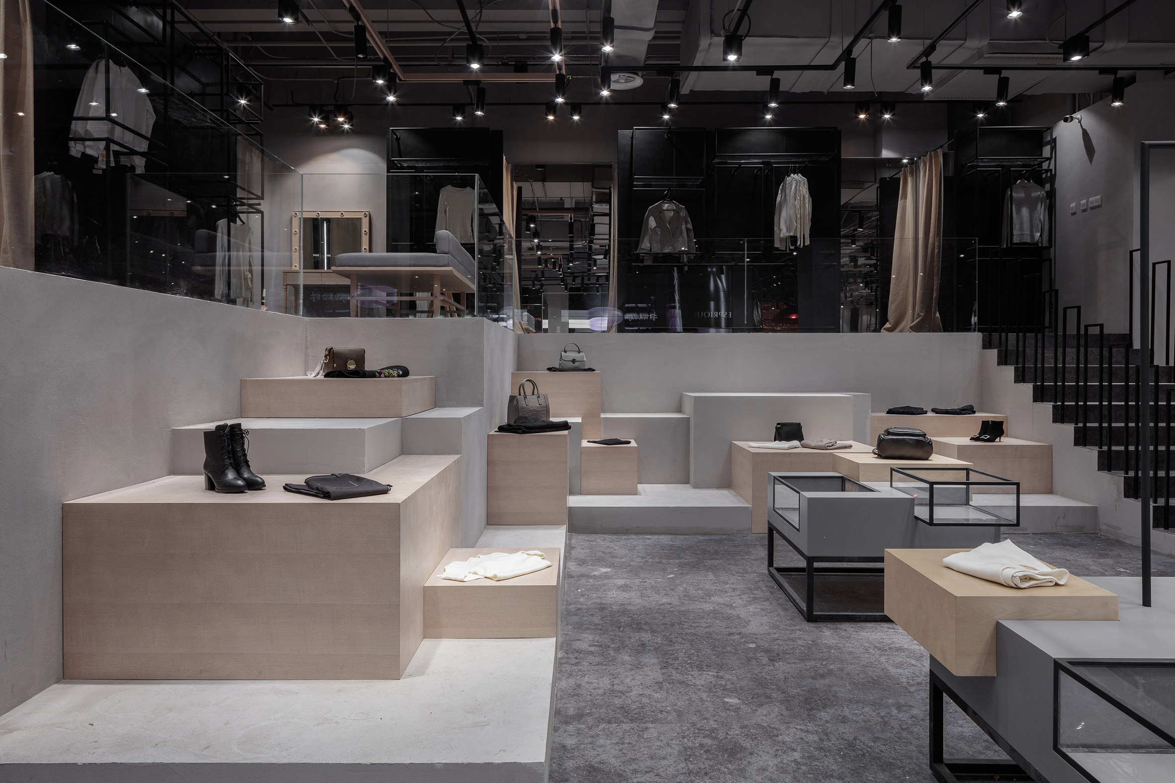 jooos-fitting-room-li-xiang-interiors-retail-china_dezeen_2364_col_31