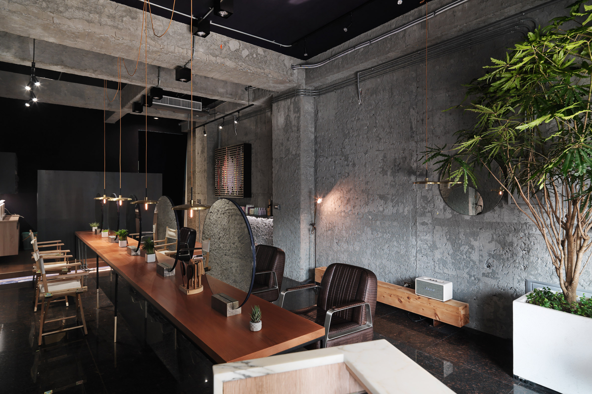 luna-salon-soar-design-interiors-changhua-taiwan_dezeen_2364_col_11