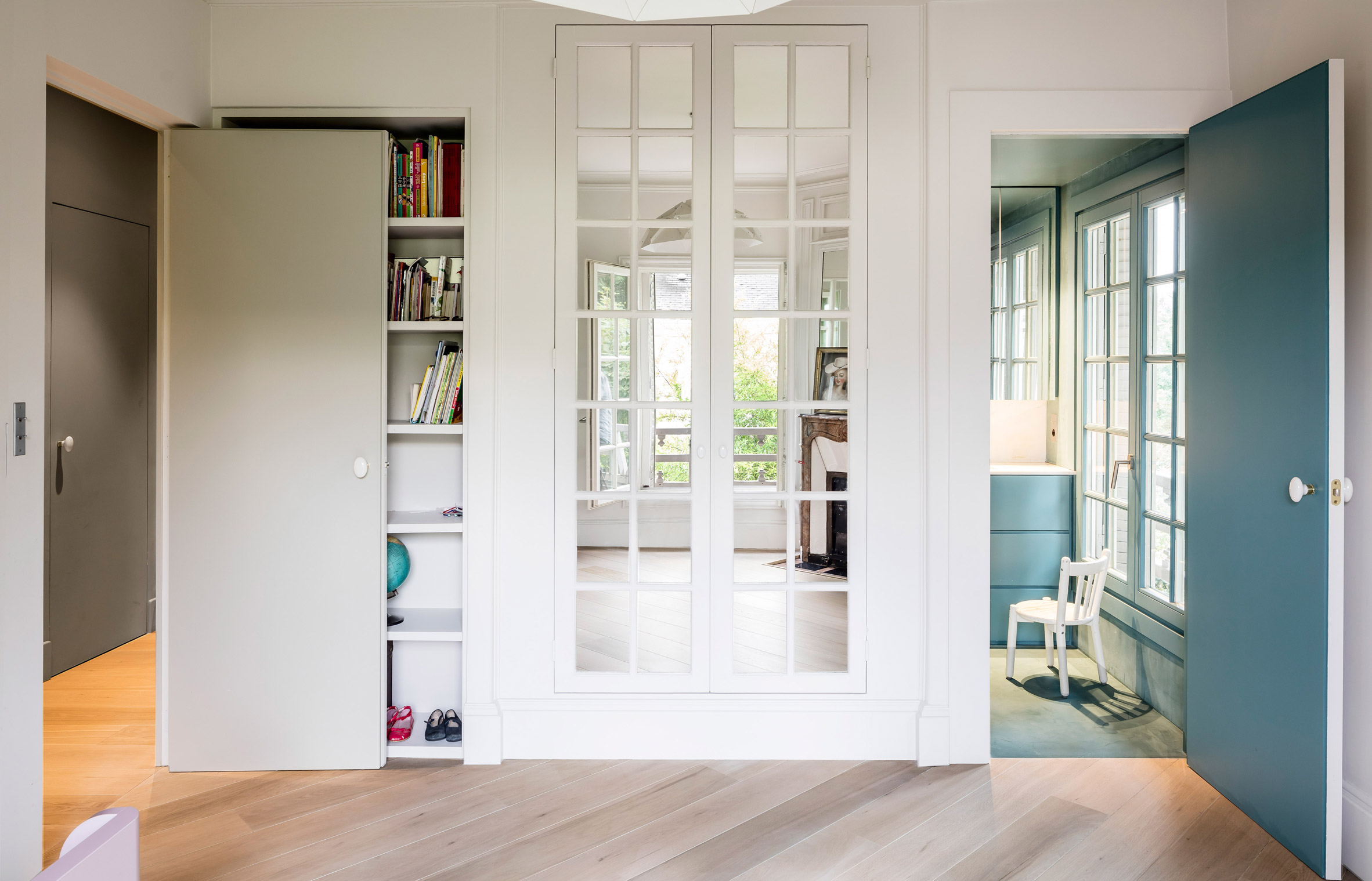 maison-a-colombages-05am-arquitectura-residential-interiors-paris-france-_dezeen_2364_col_22