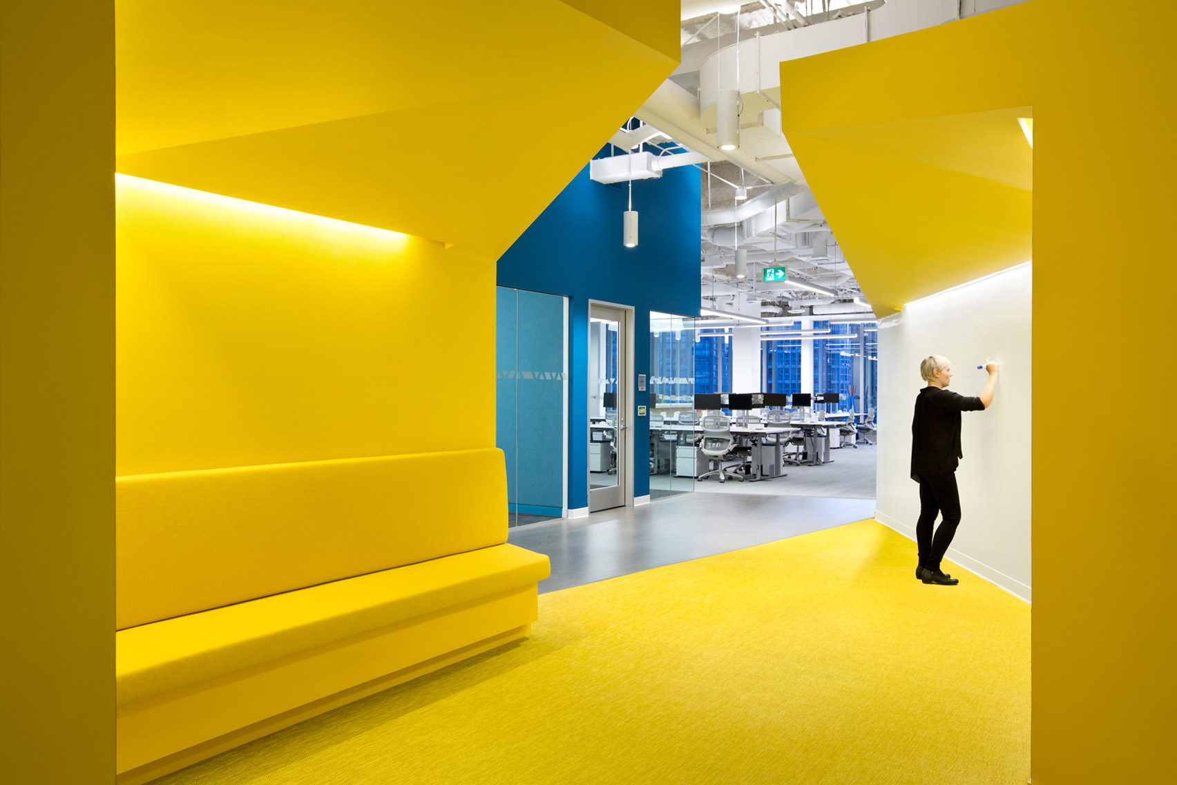 microsoft-headquarters-clive-wilkinson-vancouver-interior-design-canada_dezeen_1704_col_9