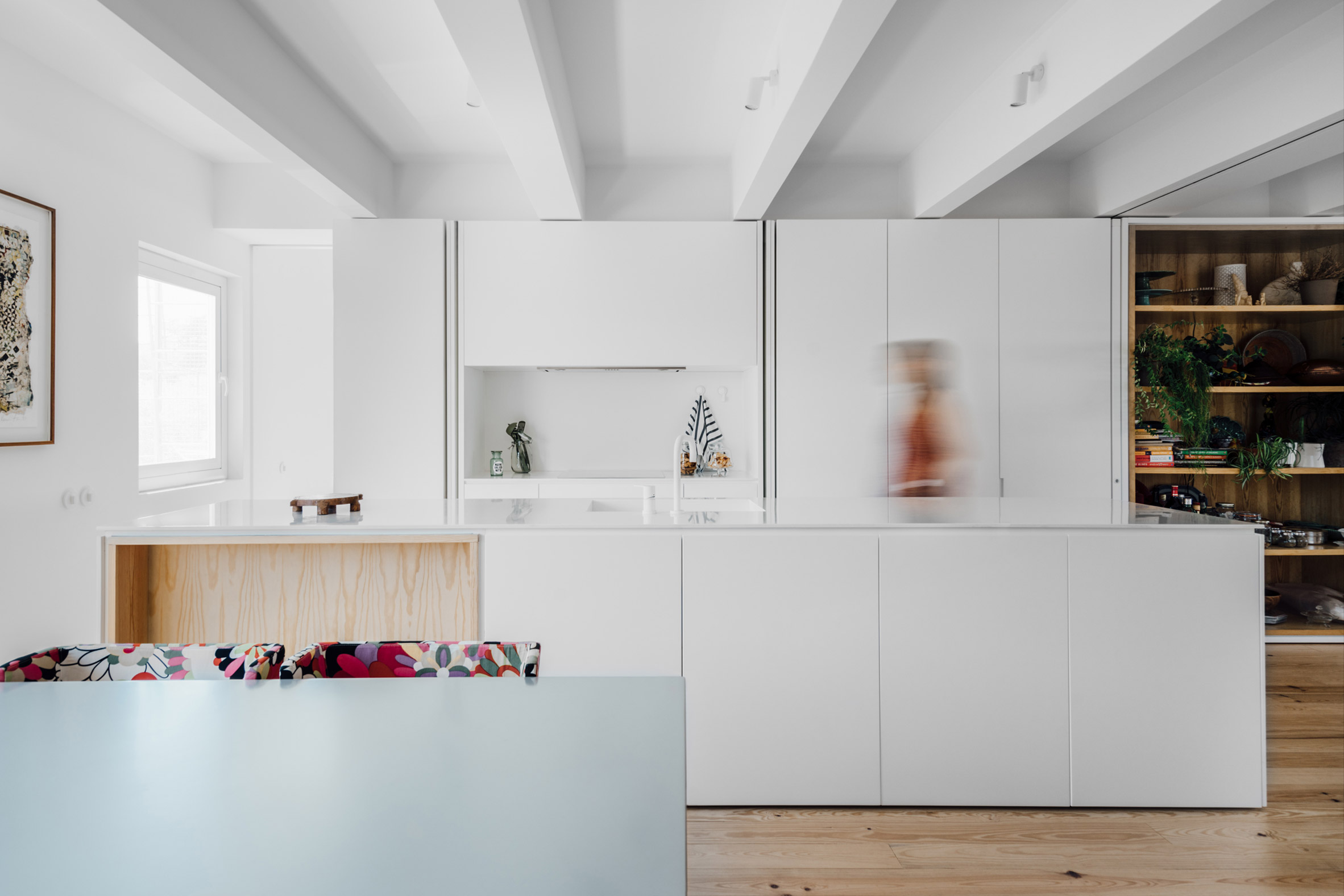 b-a-apartment-atelier-data-apartment-interiors-lisbon-portugal_dezeen_2364_col_7