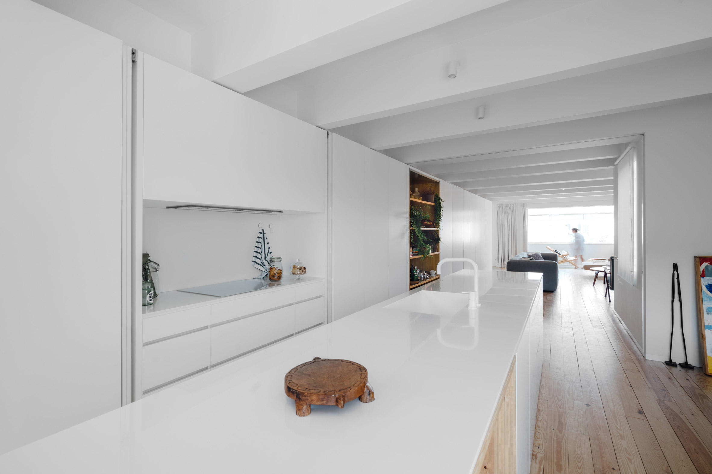 b-a-apartment-atelier-data-apartment-interiors-lisbon-portugal_dezeen_2364_col_8