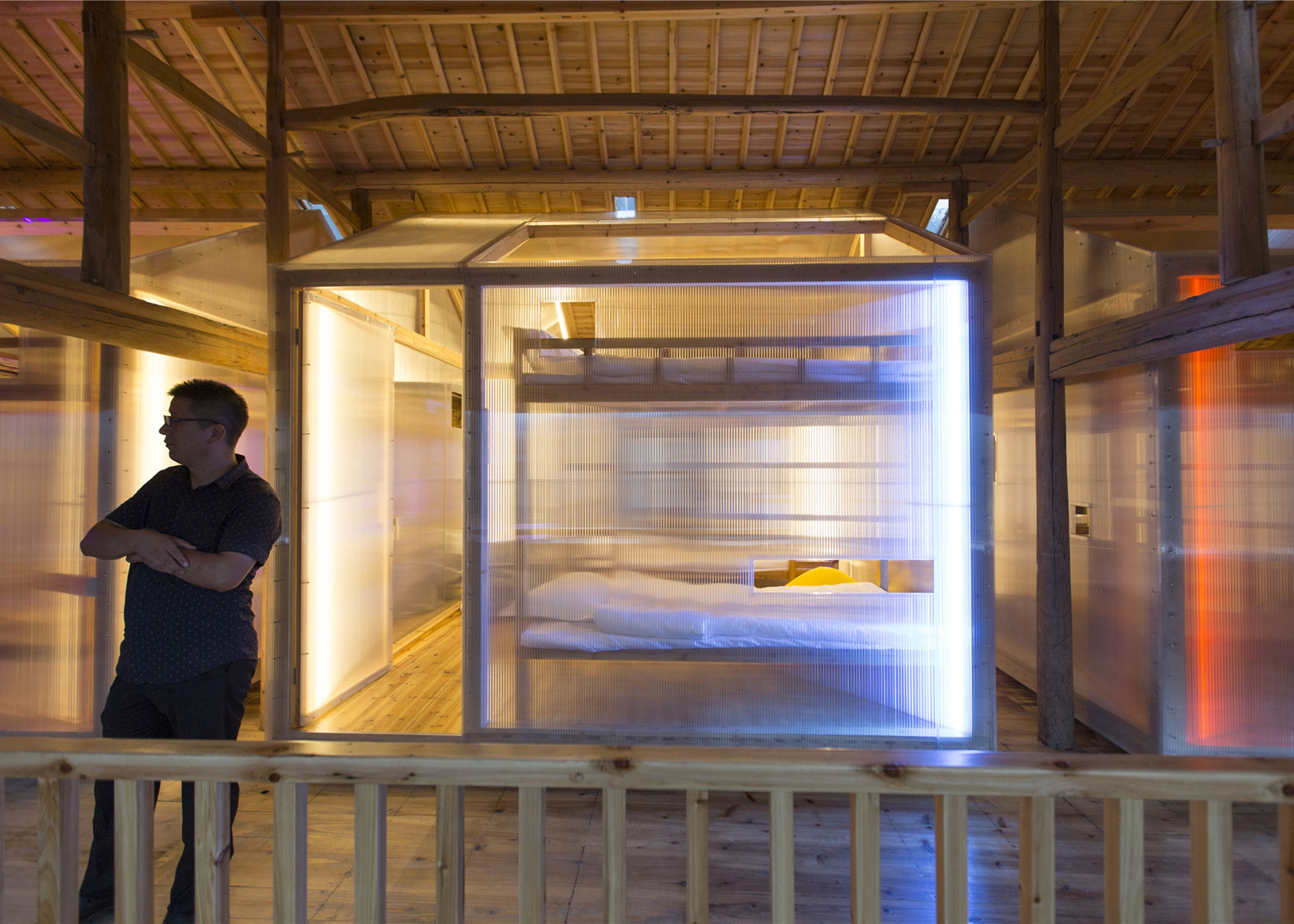 papas-hostel-pingtian-village-joe-fang-zhejiang-province-rammed-earth-house-renovation-international-youth-hostel-rooms-within-rooms-translucent-light_dezeen_1568_4-1