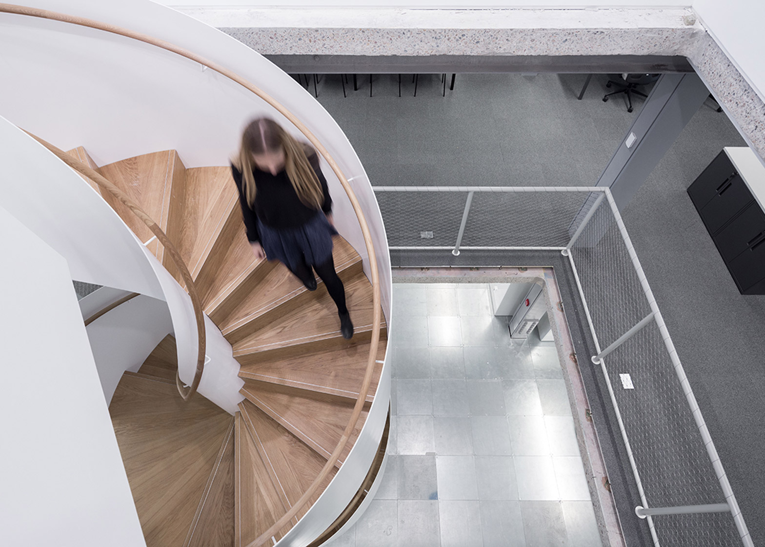 sea-containers-office-matheson-whiteley-southbank-london_dezeen_1568_2