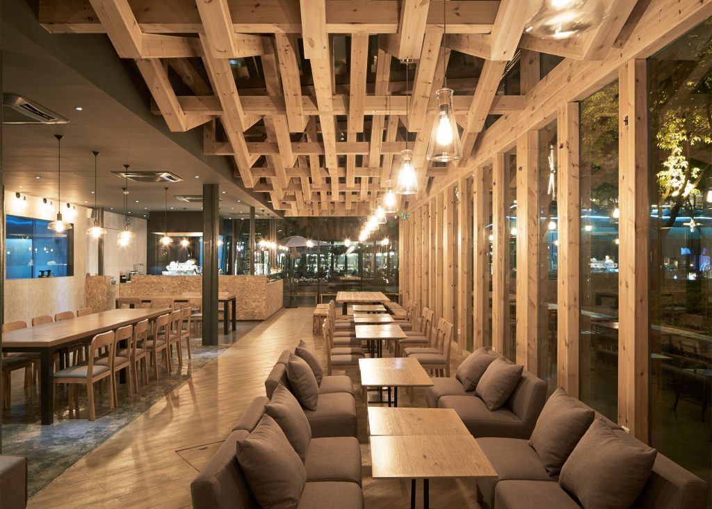 xie-xie-cafe-kooo-architects-china_dezeen_2364_ss_7-1024x732