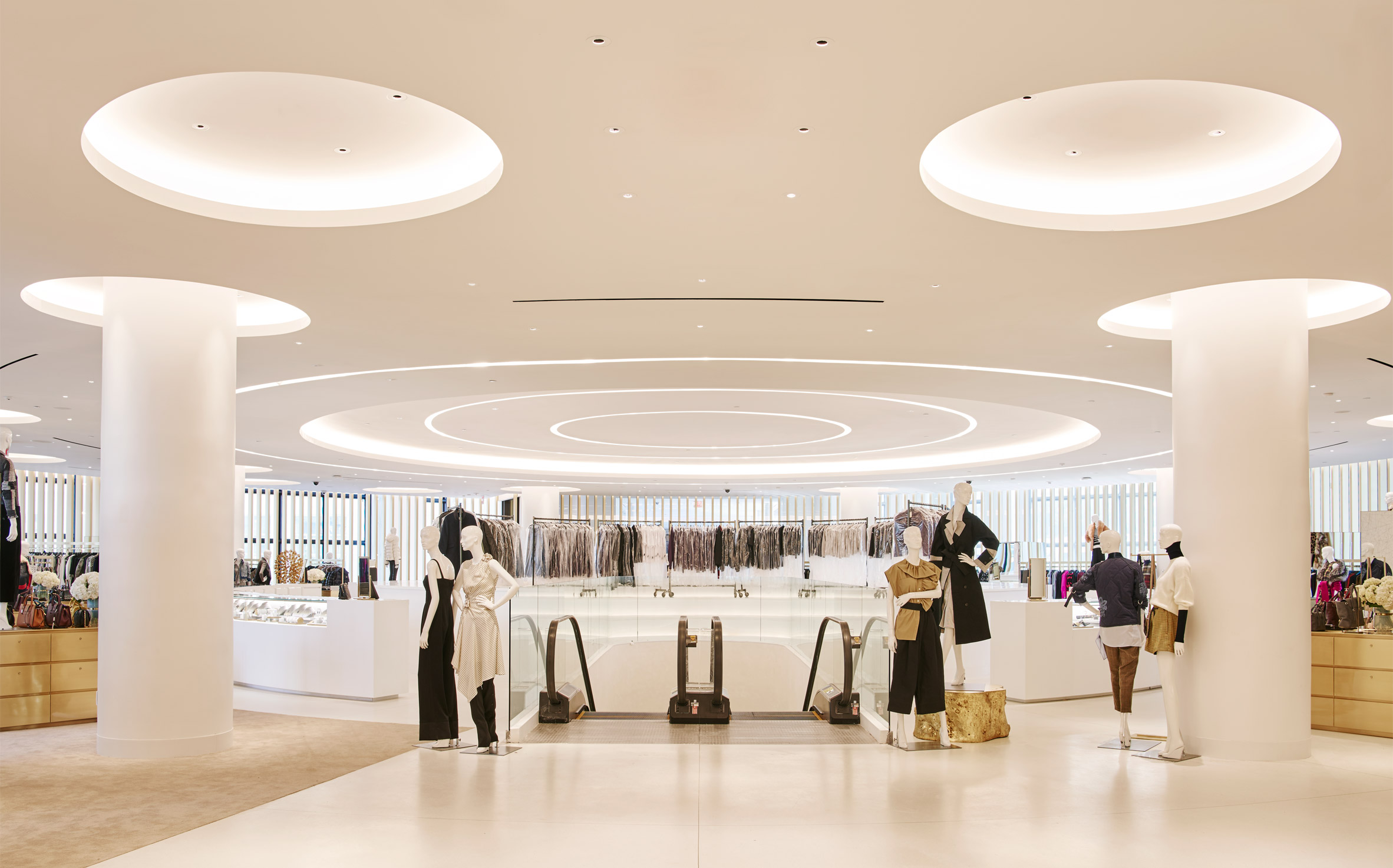 saks-fifth-avenue-store-brookfield-place-found_dezeen_2364_col_2