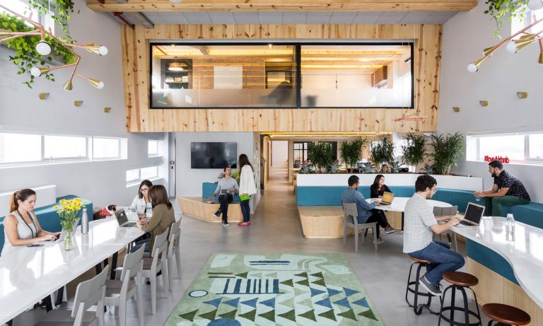 Airbnb三个城市的办公空间设计