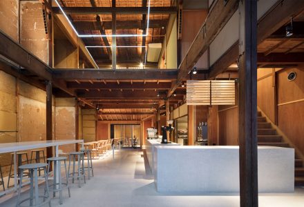 日本京都町屋改造蓝瓶子咖啡店设计