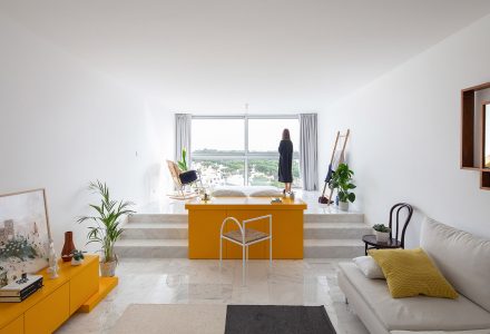 葡萄牙“极简主义”公寓改造设计
