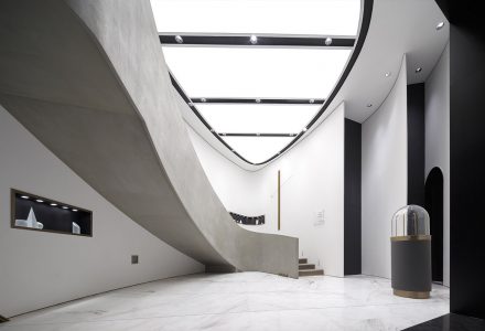成都·SEEING与闻珠宝店 / 朴开十向