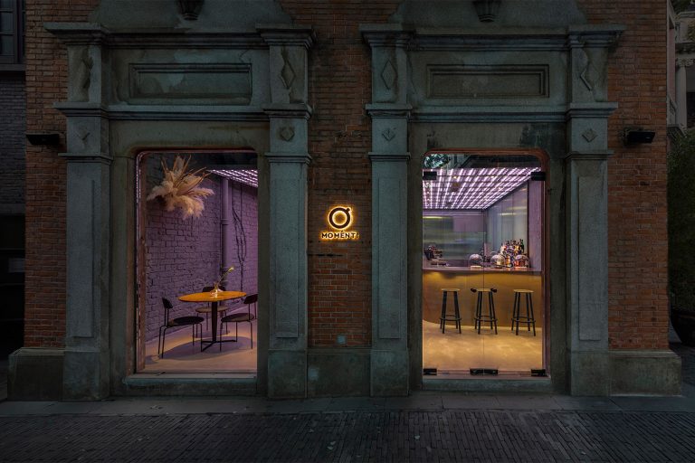上海·Momenti咖啡+酒馆 / Alberto Caiola