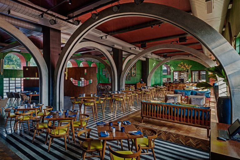 印度班加罗尔·1Q1酒吧餐厅设计