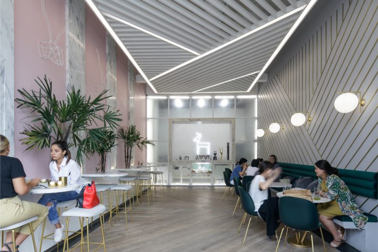 墨西哥·Antilope Café品牌咖啡店设计