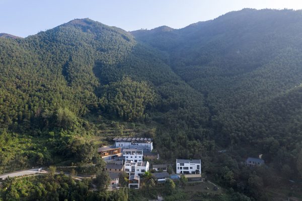 杭州桐庐·“未迟·千山”精品民宿设计 / 来建筑 - 【SOHO设计区】