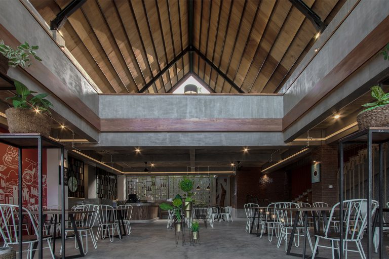 印度尼西亚·DIERRA咖啡馆设计 / MIV