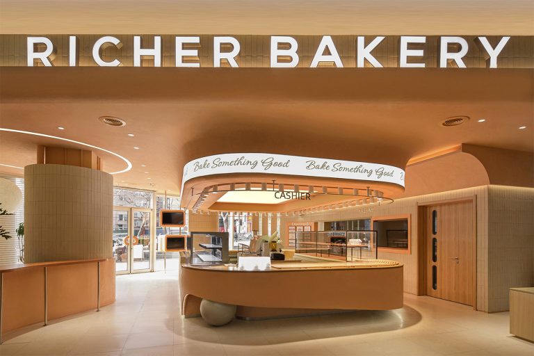 青岛·“RICHER BAKERY丽驰”烘焙店设计 / 开尺