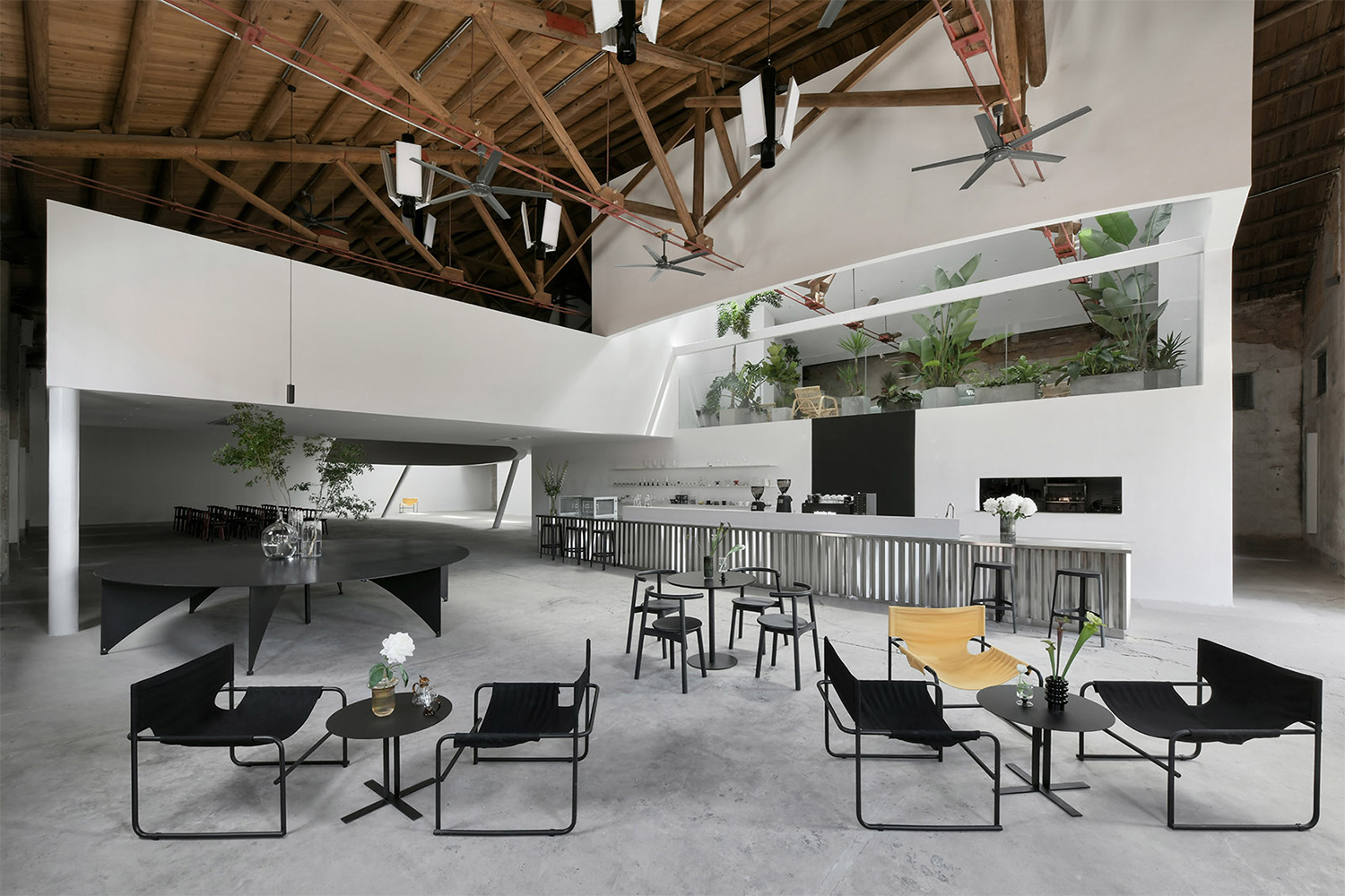 上海·“Quotation Marks潮牌”首家线下门店 / All Design Studio | SOHO设计区