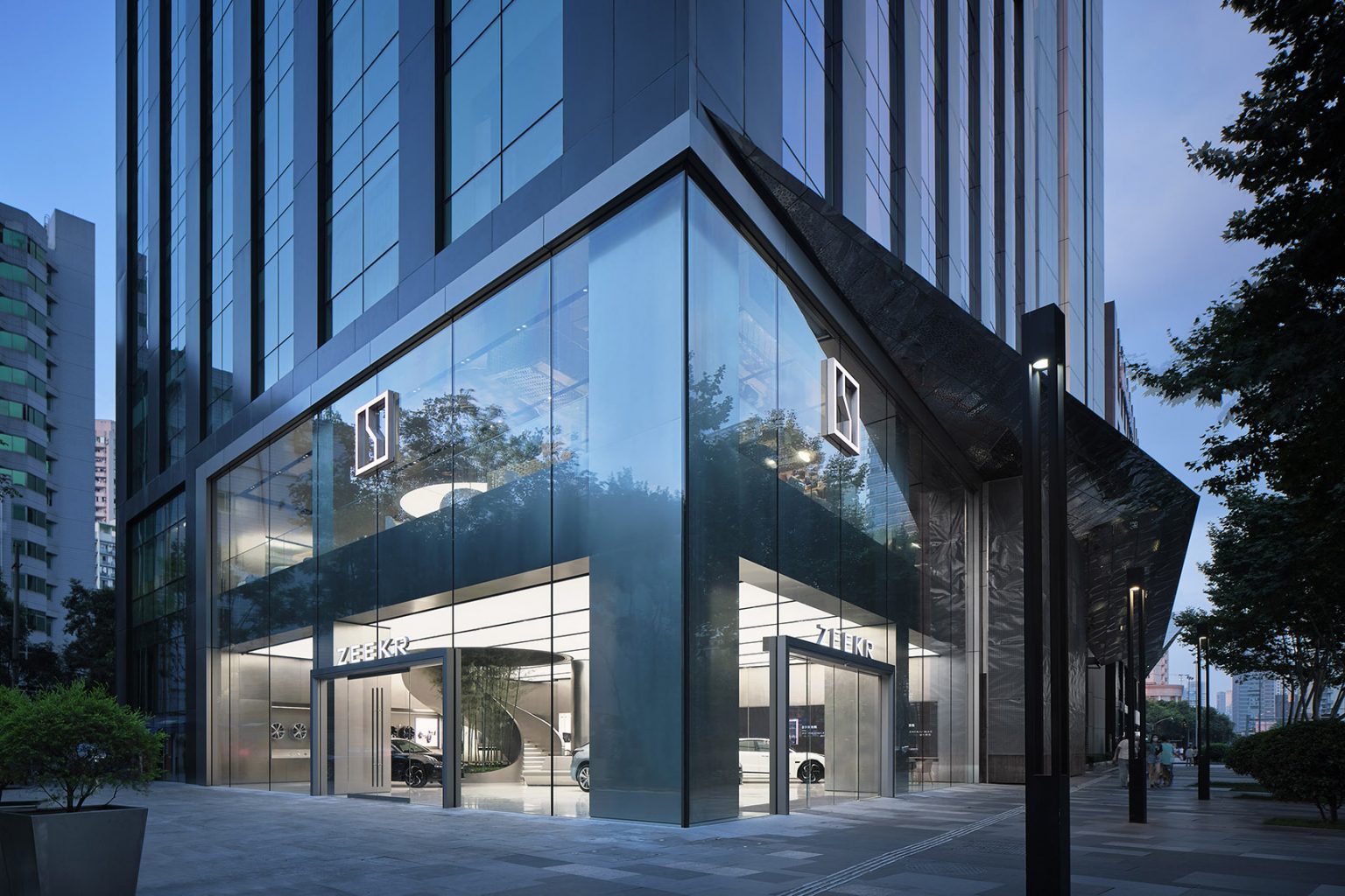 成都·“ZEEKR极氪”体验中心(太古里店) / 汉齐建筑 - 【SOHO设计区】