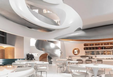 广州·“MOON.F SUPER LOUNGE”西餐厅 / RMA共和都市