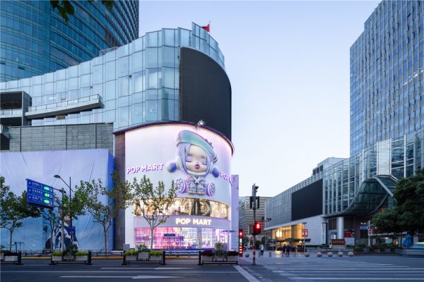 上海·“泡泡玛特”全球旗舰店 / 唯想国际 - 【SOHO设计区】