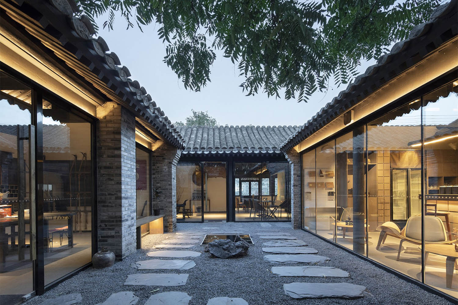 北京·“万国福地”精酿啤酒餐吧设计 / DAGA大观 - 【SOHO设计区】