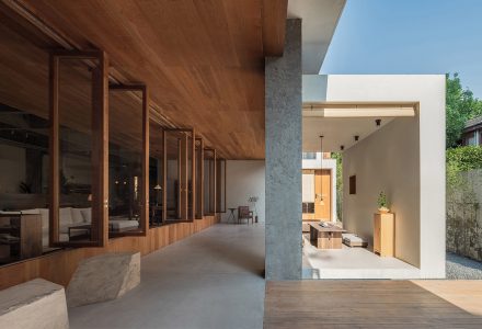 南京·“木墨”家具展厅设计 / 反几建筑FANAF